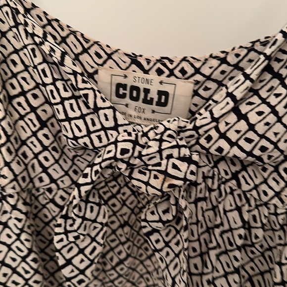 Stone Cold Fox Cropped Front Tie Top XS - Picture 3 of 5